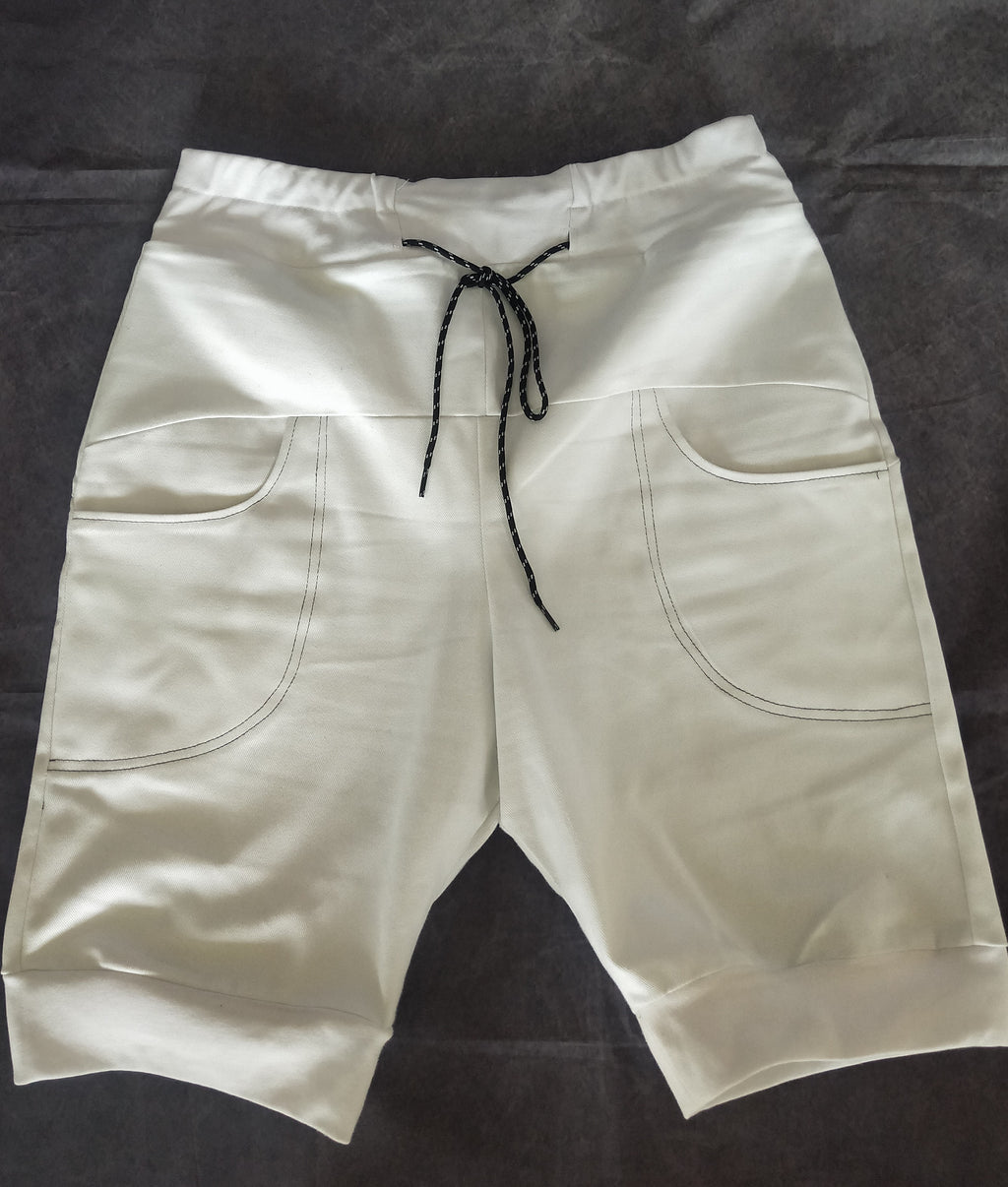 Blanco Shorts